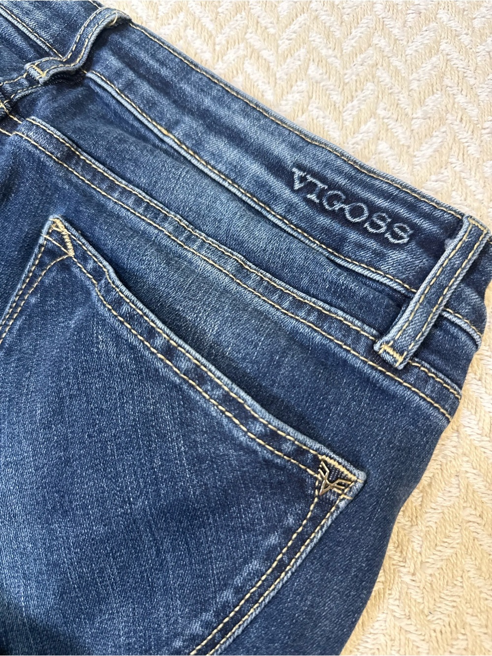 Vigoss Thompson Tomboy Distressed Skinny Jeans 30 P11572A